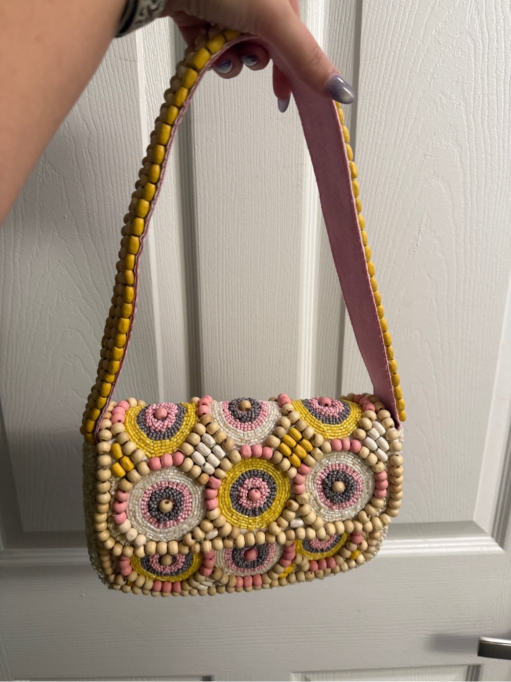 Beaded Circle Pattern Shoulder Bag - Pink Yellow